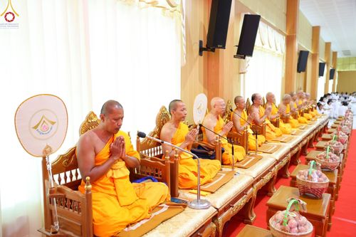 ภาพ No.89714:พิธีวางแผ่นจารึกชื่อ เพื่อนำไปประดิษฐานไว้ในฐานองค์พระประธาน เนื่องในโอกาสครบรอบ 10 ปี ศูนย์ปฏิบัติธรรมนครราชสีมา วันอาทิตย์ที่ 24 กันยายน พ.ศ. 2566