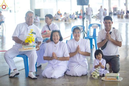 ภาพ No.222726:วันอาทิตย์ต้นเดือนที่ 4 พฤษภาคม พ.ศ. 2568 พิธีบูชาข้าวพระ ณ สภาธรรมกายสากล วัดพระธรรมกาย