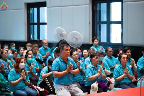 ภาพ No.145913:ชมรมจิตอาสาอนุรักษ์สิ่งแวดล้อม รับบุญทำความสะอาดบริเวณโบสถ์พระไตรปิฎก วัดพระธรรมกาย จ.ปทุมธานี วันที่ 25 กรกฎาคม พ.ศ. 2567