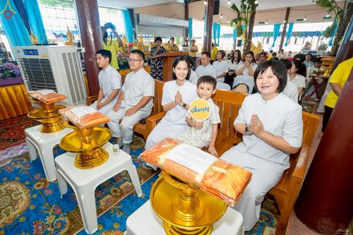 ภาพ No.258012:วันที่ 18 ตุลาคม พ.ศ. 2568 พิธีทอดกฐินสามัคคีทั่วไทย 30,000 วัด โดยคณะศิษยานุศิษย์ บูชาธรรม 81 ปี หลวงพ่อธัมมชโย ณ วัดสามง่าม อ.ดอนตูม จ.นครปฐม