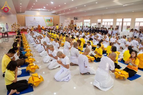 ภาพ No.58519:โครงการบรรพชาสามเณร ภาคฤดูร้อน เฉลิมพระเกียรติพระบาทสมเด็จพระเจ้าอยู่หัว เนื่องในโอกาส พระราชพิธีมหามงคลเฉลิมพระชนมพรรษา 6 รอบ 28 กรกฎาคม พ.ศ. 2567 ระหว่างวันที่ 20 เมษายน ถึง 6 พฤษภาคม 2567 ณ วัดกลางธนรินทร์ (ธรรมอุทยานบ้านแป้ง)