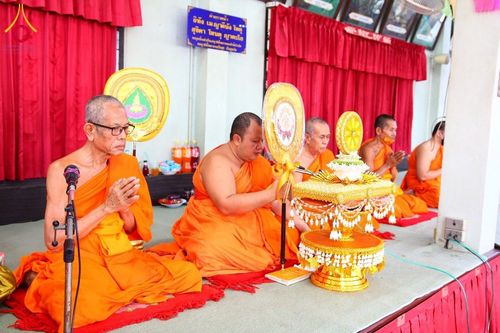 ภาพ No.182614:พิธีทอดกฐิน ณ วัดเจ้าฟ้า จ.สระบุรี ในโครงการทอดกฐินสามัคคีทั่วไทย 30,000 วัด บูชาธรรม 80 ปี หลวงพ่อธัมมชโย โดยคณะศิษยานุศิษย์วัดพระธรรมกาย วันที่ 10 พฤศจิกายน พ.ศ. 2567