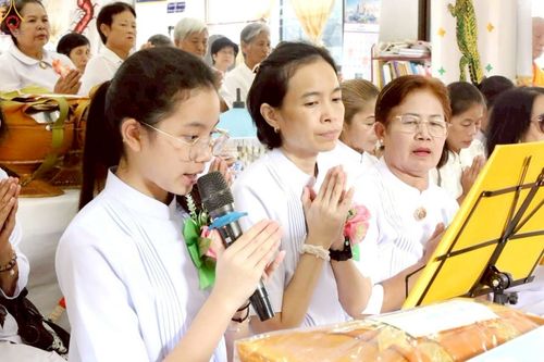 ภาพ No.255581:วันที่ 13 ตุลาคม พ.ศ. 2568 พิธีทอดกฐินสามัคคีทั่วไทย 30,000 วัด โดยคณะศิษยานุศิษย์ บูชาธรรม 81 ปี หลวงพ่อธัมมชโย ณ วัดลุมพินีวนาราม อ.เชียงคาน จ.เลย