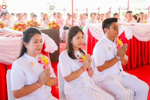 ภาพ No.104118:พิธีโปรยรัตนชาติ วางศิลาฤกษ์ สามเณรธรรมทายาทชาวอินโดนีเซียกว่า 1,000 รูป ณ มหาเจดีย์บุโรพุทโธ ประเทศอินโดนีเซีย ในวันที่ 21 ธันวาคม พ.ศ. 2566