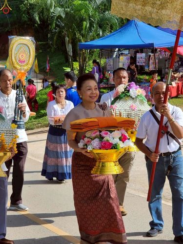 ภาพ No.268713:วันที่ 26 ตุลาคม พ.ศ. 2568 พิธีทอดกฐินสามัคคีทั่วไทย ณ วัดปางมะกล้วย ต.ป่าแป๋ อ.แม่แตง จ.เชียงใหม่ โดยคณะศิษยานุศิษย์ บูชาธรรม 81 ปี หลวงพ่อธัมมชโย