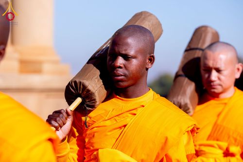 ภาพ No.232797:วันที่ 1 กรกฏาคม พ.ศ. 2568 Dhammayatra in South Africa 2025 ธรรมยาตราแอฟริกาใต้ — เส้นทางแห่งสติ สมาธิ และปัญญา ธรรมทายาทที่ได้อบรมโครงการบรรพชาอุปสมบทหมู่ครั้งที่ 2 ณ วัดพระธรรมกายโจฮันเนสเบิร์ก ประเทศแอฟริกาใต้