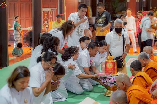 ภาพ No.278371:วันที่ 19 ตุลาคม พ.ศ. 2568 พิธีทอดกฐินสามัคคีทั่วไทย ณ วัดพระญาญาติ อ.อัมพวา จ.สมุทรสงคราม โดยคณะศิษยานุศิษย์ บูชาธรรม 81 ปี หลวงพ่อธัมมชโย