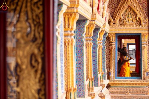 ภาพ No.127909:คณะพระธรรมยาตราฯ ปฎิบัติธรรมและถ่ายภาพหมู่ประวัติศาสตร์ ณ ลานหน้าพระปรางค์สามยอด วัดโคกสมานคุณ อ.หาดใหญ่ จ.สงขลา วันเสาร์ที่ 9 มีนาคม พ.ศ. 2567