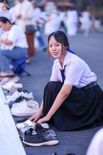 ภาพ No.180376:พิธีตักบาตรพระ ๑,๐๐๐ รูป ฉลองเมืองลำปาง ๑,๓๔๔ ปี วันเสาร์ที่ ๗ ธันวาคม พ.ศ. ๒๕๖๗ ณ ลานพระบรมราชานุสาวรีย์ พระนเรศวรมหาราช อ.เกาะคา จ.ลำปาง