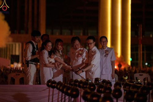 ภาพ No.124972:พิธีเวียนประทักษิณและจุดมาฆประทีป (ชุดที่ 2) ในวันมาฆบูชา เสาร์ที่ 24 กุมภาพันธ์ พ.ศ. 2567 ณ พระมหาธรรมกายเจดีย์ วัดพระธรรมกาย