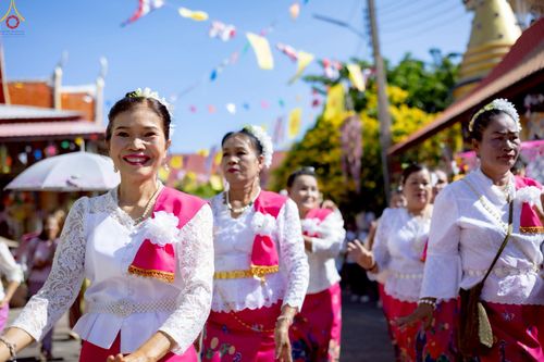 ภาพ No.257656:วันที่ 18 ตุลาคม พ.ศ. 2568 พิธีทอดกฐินสามัคคีทั่วไทย 30,000 วัด โดยคณะศิษยานุศิษย์ บูชาธรรม 81 ปี หลวงพ่อธัมมชโย ณ วัดหัวหิน บ้านสะอาด อ.เมือง จ.ขอนแก่น