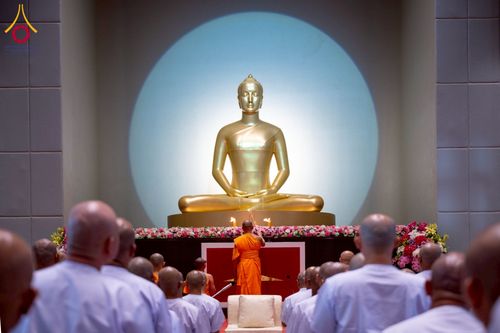 ภาพ No.277685:วันเสาร์ที่ 6 ธันวาคม พ.ศ. 2568 พิธีบรรพชาอุปสมบทและพิธีถวายบาตร โครงการอุปสมบทบูชาธรรมมหาปูชนียาจารย์ ประจำปี พ.ศ.2568 โครงการบวชพระนานาชาติ AEC และ WAB รุ่น CEO (นักบริหาร) รุ่นที่ 5 ณ มหาธรรมกายเจดีย์ วัดพระธรรมกาย