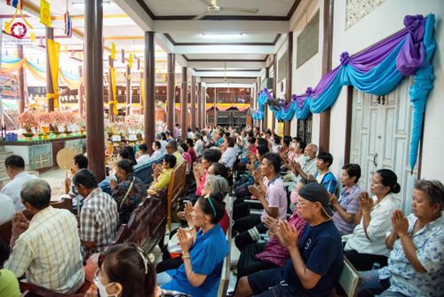 ภาพ No.175192:พิธีทอดกฐิน วัดแรก จ.เพชรบุรี ในโครงการกฐินสามัคคีทั่วไทย 30,000 วัด บูชาธรรม 80 ปี หลวงพ่อธัมมชโย โดยคณะศิษยานุศิษย์วัดพระธรรมกาย วันที่ 14 พฤศจิกายน พ.ศ. 2567