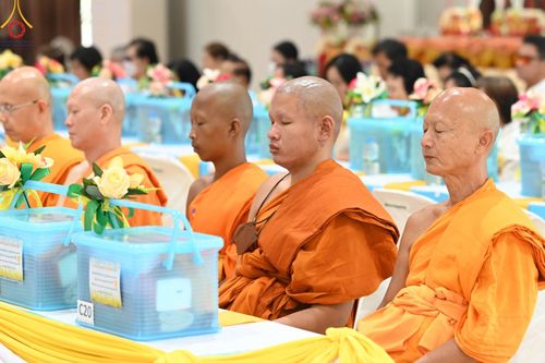 ภาพ No.87054:พิธีทักษิณานุปทานแด่บรรพชนตระกูลผ่องสวัสดิ์ และหมู่ญาติที่ล่วงลับไปแล้ว ณ มหาเจดีย์ทัตตชีโว ศูนย์อบรมเยาวชนกาญจนบุรี วันที่ 31 สิงหาคม พ.ศ. 2566