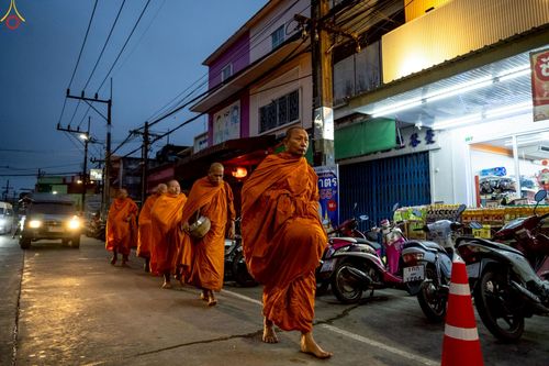 ภาพ No.245206:วันอาทิตย์ที่ 14 กันยายน พ.ศ. 2568 ตักบาตรพระ 555 รูป มหากุศล  น้อมถวายเป็นพุทธบูชา ณ หอนาฬิกาเบตง อ.เบตง จ.ยะลา