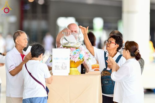 ภาพ No.226485:วันที่ 26 พฤษภาคม พ.ศ. 2568 พิธีบุพเปตพลี ครั้งที่ 164 ร่วมอุทิศบุญแด่หมู่ญาติที่ล่วงลับไปแล้ว และสืบทอดอายุพระพุทธศาสนา ณ หอฉันคุณยายอาจารย์ฯ วัดพระธรรมกาย