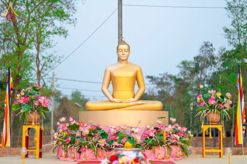 ภาพ No.210438:วันเสาร์ที่ 8 มีนาคม พ.ศ. 2568 พิธีจุดประทีป โครงการบรรพชาสามเณรชาวเนปาล 500 รูป ณ ชาตสถานอุทยานลุมพินีวัน ที่ประสูติขององค์สมเด็จพระสัมมาสัมพุทธเจ้า ลุมพินี ประเทศเนปาล