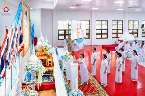 ภาพ No.237687:พิธีถวายเครื่องราชสักการะและวางพานพุ่ม และพิธีจุดเทียนถวายพระพรชัยมงคล เนื่องในโอกาสวันเฉลิมพระชนมพรรษา สมเด็จพระนางเจ้าสิริกิติ์ พระบรมราชินีนาถ พระบรมราชชนนีพันปีหลวง วันอังคารที่ 12 สิงหาคม พ.ศ. 2568  ณ อาคารปลูกศรัทธา 2 วัดพระธรรมกาย