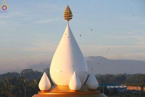 ภาพ No.211874:วันจันทร์ที่ 17 มีนาคม พ.ศ. 2568 พิธีตักบาตรพระกว่า 300 รูป ฉลองพิธีประดิษฐานพระบรมสารีริกธาตุ ณ ปทุมเจดีย์ เจดีย์พระพุทธเจ้า 5 พระองค์ ศูนย์อบรมเยาวชนปัตตานี บ้านโคกดีปลี ตำบลตุยง อำเภอหนองจิก จังหวัดปัตตานี