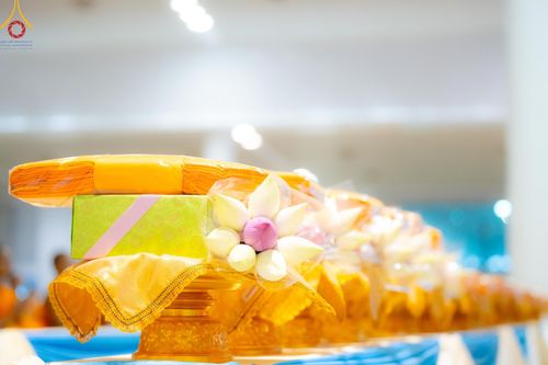 ภาพ No.146047:วันมหารำลึก ครั้งที่ 34 พิธีร่วมรำลึกถึงนักสร้างบารมีที่ล่วงลับไปแล้ว , พิธีสวดพระพุทธมนต์ ณ ห้องแก้วสารพัดนึก 1 วัดพระธรรมกาย วันเสาร์ที่ 27 กรกฎาคม พ.ศ. 2567