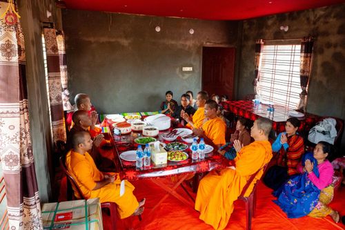 ภาพ No.127129:Photo Story ปฐมบรรพชาชาวพุทธมาร์มา เริ่ม วันที่ 2 กุมภาพันธ์ พ.ศ. 2567 ณ วัดธัมจักร อรัญกุฏิ เมืองรัมการ์ คาร์กาชารี บังกลาเทศ