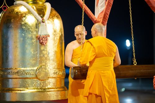 ภาพ No.170388:พิธีฉลองชัยสวดมนต์บทธัมมจักกัปปวัตตนสูตร ครบ 6,881,000,000 จบ ณ มหารัตนวิหารคด วัดพระธรรมกาย วันศุกร์ที่ 15 พฤศจิกายน พ.ศ. 2567 (วันเพ็ญ 15 ค่ำ เดือน 12)