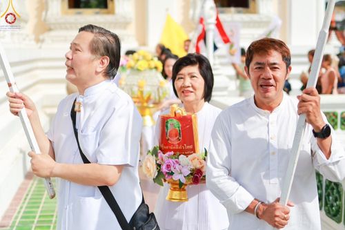 ภาพ No.172413:พิธีทอดกฐิน ณ วัดโพธิ์เรียง แขวงบ้านช่างหล่อ เขตบางกอกน้อย กรุงเทพฯ ในโครงการกฐินสามัคคีทั่วไทย 30,000 วัด บูชาธรรม 80 ปี หลวงพ่อธัมมชโย โดยคณะศิษยานุศิษย์วัดพระธรรมกาย วันที่ 20 ตุลาคม พ.ศ. 2567