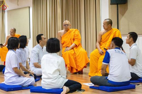 ภาพ No.60479:V.38 ทุ่มพลังเพื่อพ่อครบ 80 ปี ภาพการเตรียมงานของหน่วยงานต่างๆ เพื่อพิธีฉลองอายุวัฒนมงคล 80 ปี หลวงพ่อธัมมชโย และรับถวายมหาสังฆทาน 10,000 กว่าวัดทั่วประเทศ ในวันคุ้มครองโลก วันจันทร์ที่ 22 เมษายน พ.ศ. 2567