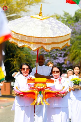 ภาพ No.176608:พิธีทอดกฐินแห่งทวีปแอฟริกา ณ วัดพระธรรมกายโจฮันเนสเบิร์ก สาธารณรัฐแอฟริกาใต้ วันอาทิตย์ที่ 20 ตุลาคม พ.ศ. 2567