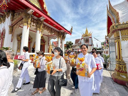 ภาพ No.171863:พิธีทอดกฐิน ณ วัดน้อยนางหงษ์ แขวงบางยี่ขัน เขตบางพลัด กรุงเทพฯ ในโครงการกฐินสามัคคีทั่วไทย 30,000 วัด บูชาธรรม 80 ปี หลวงพ่อธัมมชโย โดยคณะศิษยานุศิษย์วัดพระธรรมกาย วันที่ 26 ตุลาคม พ.ศ. 2567