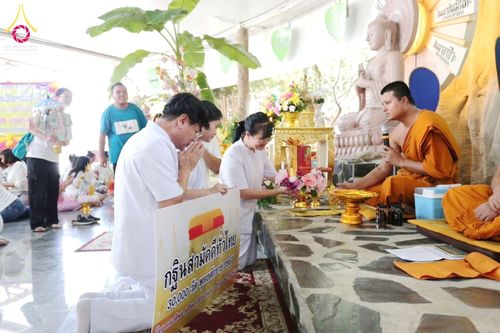 ภาพ No.183751:พิธีทอดกฐิน ณ วัดโตนด จ.นนทบุรี ในโครงการทอดกฐินสามัคคีทั่วไทย 30,000 วัด บูชาธรรม 80 ปี หลวงพ่อธัมมชโย โดยคณะศิษยานุศิษย์วัดพระธรรมกาย วันที่ 10 พฤศจิกายน พ.ศ. 2567