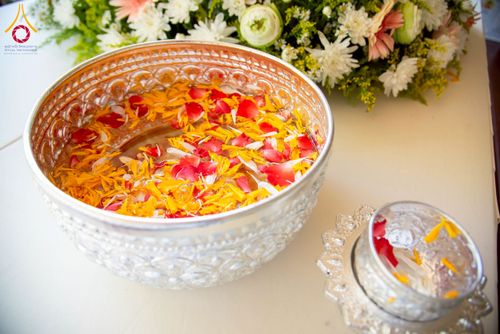 ภาพ No.218008:วันอาทิตย์ที่ 13 เมษายน พ.ศ. 2568 พิธีตักบาตรฉลองสามเณรใหม่ 75 รูป เนื่องในวันสงกรานต์ (โครงการบรรพชาสามเณรฟื้นฟูพระพุทธศาสนาทั่วไทย ประจำปีพุทธศักราช 2568) ณ ศูนย์ปฏิบัติธรรมระยอง(บ้านช่องลม) ตำบลบางบุตร อำเภอบ้านค่าย จังหวัดระยอง