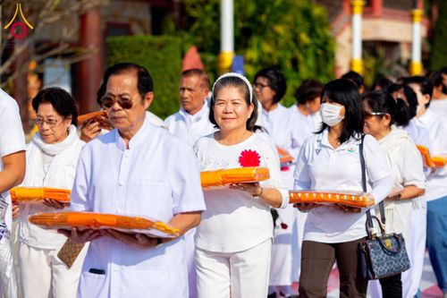 ภาพ No.198956:พิธีทอดผ้าป่าทำนุบำรุงศาสนสถาน ณ วัดบางปลา ตำบลบางปลา อำเภอบางเลน จังหวัดนครปฐม ในโครงการธรรมยาตรา กตัญญูบูชา มหาปูชนียาจารย์ พระมงคลเทพมุนี(สด จนฺทสโร) พระผู้ปราบมาร อนุสรณ์สถาน 7 แห่ง ปีที่ 13 วันที่ 21 มกราคม พ.ศ. 2568