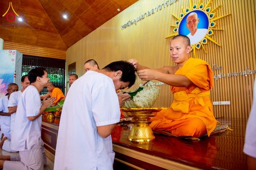 ภาพ No.233029:โครงการบรรพชาอุปสมบทหมู่รุ่นเข้าพรรษา ปี ๒๕๖๘ ระหว่างวันที่ ๒๕ มิ.ย. - ๕ พ.ย. ๒๕๖๘ ณ ศูนย์อบรมเยาวชนบางปะหัน