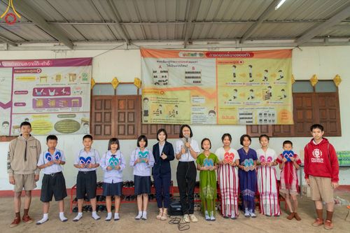 ภาพ No.105023:วันรวมพลังเด็กดี V-Star ผู้นำฟื้นฟูศีลธรรมโลก จังหวัดตาก ณ วัดดอนเจดีย์ อ.พบพระ จ.ตาก วันจันทร์ที่ 25 ธันวาคม พ.ศ. 2566