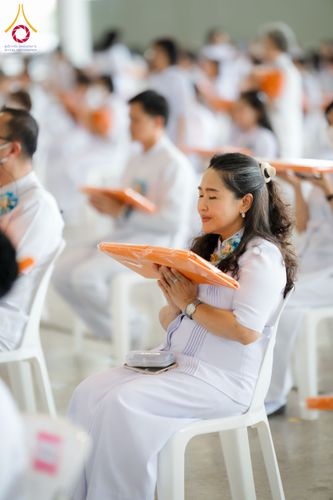 ภาพ No.134261:พิธีทอดผ้าป่าสมทบ มหาสังฆทาน 10,000 วัด ทั่วไทย วันอาทิตย์ต้นเดือนที่ 7 เมษายน พ.ศ.2567 ณ ห้องแก้วสารพัดนึก 1 สภาธรรมกายสากล  วัดพระธรรมกาย จ.ปทุมธานี