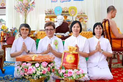 ภาพ No.270475:วันที่ 12 ตุลาคม พ.ศ. 2568 พิธีทอดกฐินสามัคคีทั่วไทย ณ วัดห้วยตะโก อ.นครชัยศรี จ.นครปฐม โดยคณะศิษยานุศิษย์ บูชาธรรม 81 ปี หลวงพ่อธัมมชโย