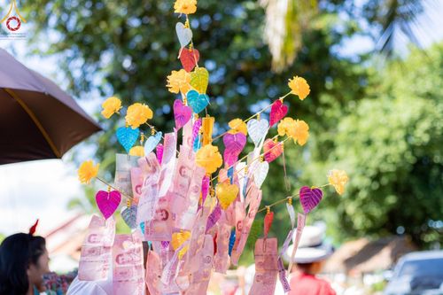 ภาพ No.166066:พิธีทอดกฐิน ณ ที่พักสงฆ์นาเจริญ(คุ้มเกษม) จ.อุบลราชธานี ในโครงการกฐินสามัคคีทั่วไทย 30,000 วัด บูชาธรรม 80 ปี หลวงพ่อธัมมชโย โดยคณะศิษยานุศิษย์วัดพระธรรมกาย วันที่ 20 ตุลาคม พ.ศ. 2567