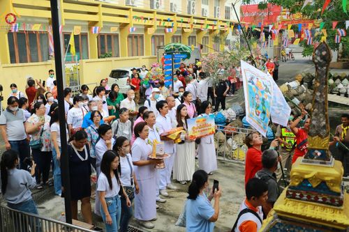 พิธีทอดกฐินสามัคคีทั่วไทย 5,000 วัด ณ วัดปากน้ำ อ.เมือง จ.นนทบุรี วันที่ 12 พฤศจิกายน พ.ศ. 2566