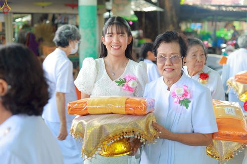 ภาพ No.254417:วันที่ 11 ตุลาคม พ.ศ. 2568 พิธีทอดกฐินสามัคคีทั่วไทย 30,000 วัด โดยคณะศิษยานุศิษย์ บูชาธรรม 81 ปี หลวงพ่อธัมมชโย ณ วัดกลางธนรินทร์ อ.พรหมบุรี จ.สิงห์บุรี