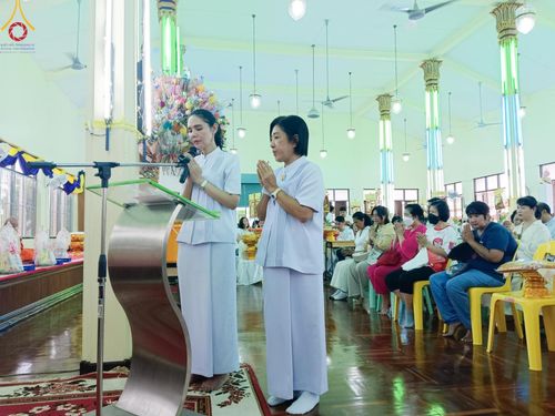 ภาพ No.172604:พิธีทอดกฐิน ณ วัดโคนอน แขวงบางหว้า เขตภาษีเจริญ กรุงเทพฯ ในโครงการกฐินสามัคคีทั่วไทย 30,000 วัด บูชาธรรม 80 ปี หลวงพ่อธัมมชโย โดยคณะศิษยานุศิษย์วัดพระธรรมกาย วันที่ 20 ตุลาคม พ.ศ. 2567