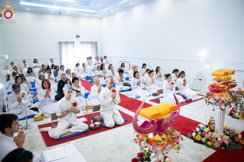 ภาพ No.96431:พิธีทอดกฐินวัดพระธรรมกายบอร์โด ประเทศฝรั่งเศส วันอาทิตย์ที่ 19 พฤศจิกายน พ.ศ. 2566 ณ วัดพระธรรมกายบอร์โด ประเทศฝรั่งเศส