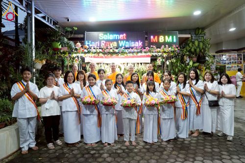 ภาพ No.227536:วันที่ 7 มิถุนายน พุทธศักราช 2568 วิสาขบูชาบนเกาะสุมาตรา ถวายเป็นพระราชกุศล แด่ “สมเด็จพระนางเจ้าสุทิดา พระบรมราชินี”