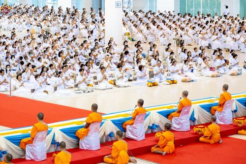 ภาพ No.228021:วันอาทิตย์ที่ 1 มิถุนายน พ.ศ. 2568 พิธีมุทิตาพระอุปสมบทอุทิศชีวิต ณ ห้องแก้วสารพัดนึก 1 วัดพระธรรมกาย