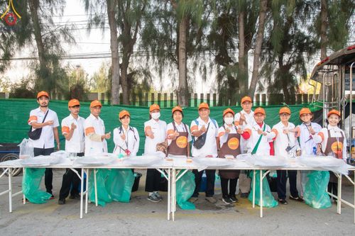 ภาพ No.198679:V.50 สารพัดV สารพัดดี ที่ธรรมยาตรา ในโครงการธรรมยาตรา กตัญญูบูชา มหาปูชนียาจารย์ พระมงคลเทพมุนี(สด จนฺทสโร) พระผู้ปราบมาร อนุสรณ์สถาน 7 แห่ง ปีที่ 13 ระหว่างวันที่ 2-31 มกราคม พ.ศ. 2568