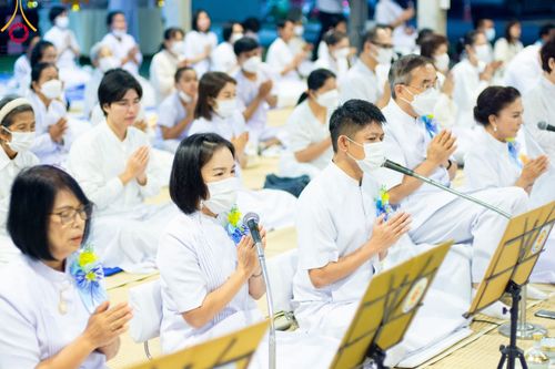 ภาพ No.106646:พิธีถวายภัตตาหารเป็นสังฆทาน แด่คณะพระธรรมยาตราฯ ในโครงการธรรมยาตรากตัญญูบูชา มหาปูชนียาจารย์ พระมงคลเทพมุนี(สด จนฺทสโร) พระผู้ปราบมาร อนุสรณ์สถาน 7 แห่ง ปีที่ 12 วันที่ 6 มกราคม พ.ศ. 2567 ณ อนุสรณ์สถานโลตัสแลนด์ จ.สุพรรณบุรี