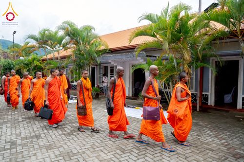 ภาพ No.225534:วันที่ 1 พฤษภาคม พ.ศ. 2568 พิธีเปิดโครงการ สยาม-ลังกา ธรรมยาตรา ฉลองเทศกาลวิสาขบูชาแห่งชาติ ศรีลังกา  และ บูชาธรรม 81 ปี หลวงพ่อธัมมชโย