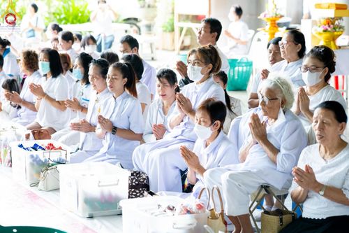 ภาพ No.142285:พิธีตักบาตรฉลองพระใหม่ ในโครงการอุปสมบทหมู่รุ่นผู้บริหาร  ณ วิหารคด วัดพระธรรมกาย วันอาทิตย์ที่ 23 มิถุนายน พ.ศ.2567