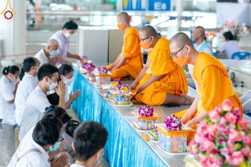 ภาพ No.86074:พิธีจุดเทียนใจ ไฟนิรันดร์ อนันตชัย วันอาทิตย์ที่ 20 สิงหาคม พ.ศ. 2566 ณ สภาธรรมกายสากล วัดพระธรรมกาย