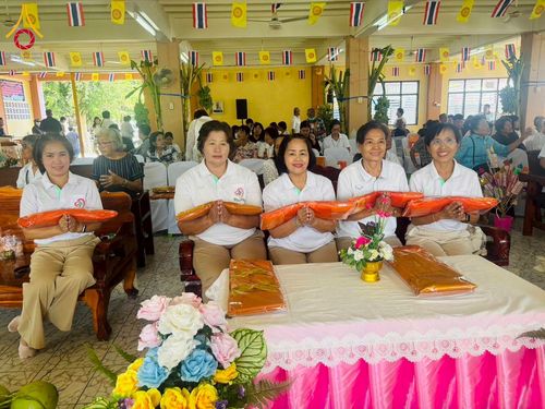 ภาพ No.274410:วันที่ 26 ตุลาคม พ.ศ. 2568 พิธีทอดกฐินสามัคคีทั่วไทย ณ วัดทุ่งรี จ.นครปฐม โดยคณะศิษยานุศิษย์ บูชาธรรม 81 ปี หลวงพ่อธัมมชโย